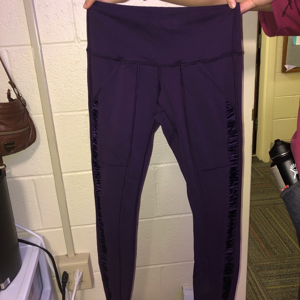 Size 4 Purple lulu lemon leggings